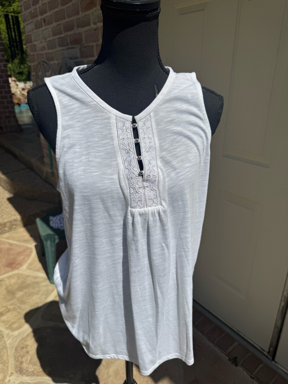 White House Black Market, White, Lace-Trim, Sleeveless Tank Top, Size Large